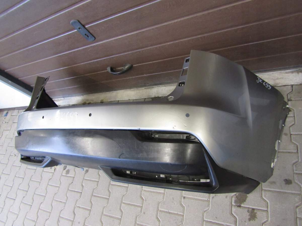 Zadnji branik Lexus NX 300h 200t 14-