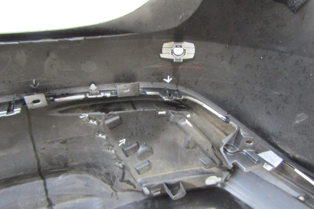 Zadnji branik Lexus RX 550h F SPORT 23-