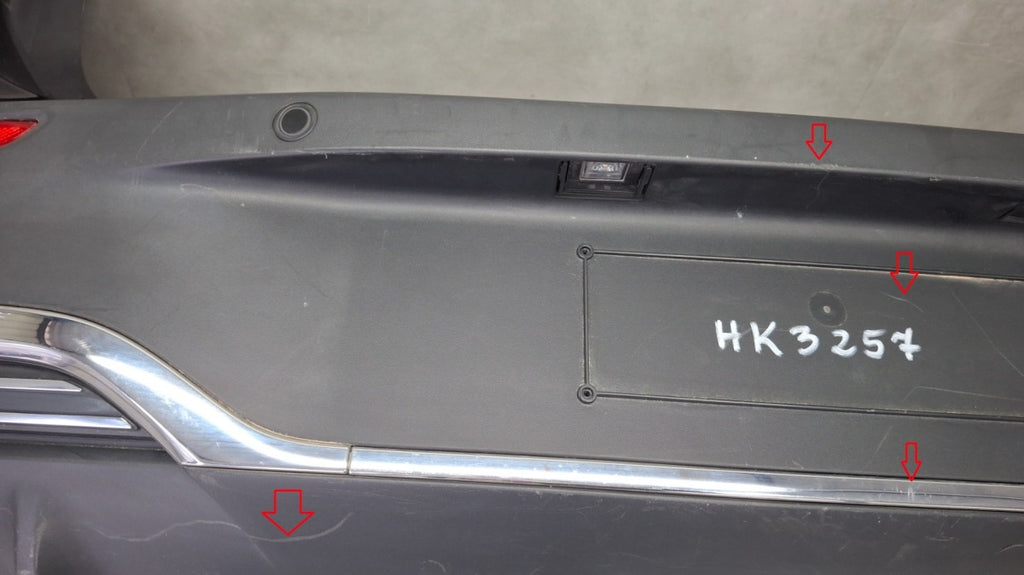 Zadnji branik MERCEDES EQA H243 W243 AMG 21- / + 6 PDC + wiązka