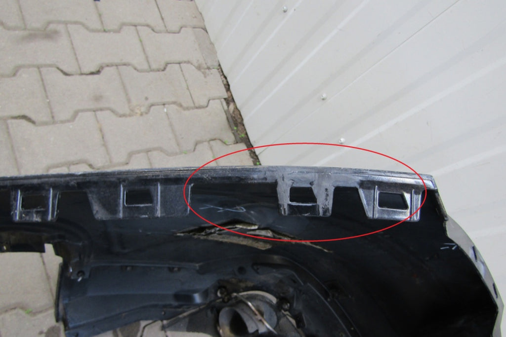 Zadnji branik Maserati Levante 16-