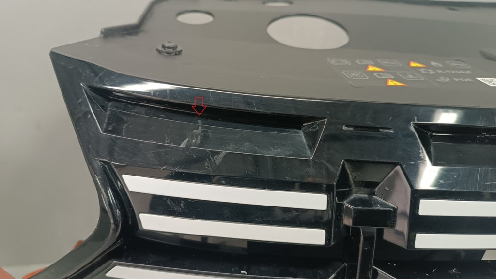 Prednji branik Dacia Sandero III 3 Stepway 20-25 /+ podłoga + radar