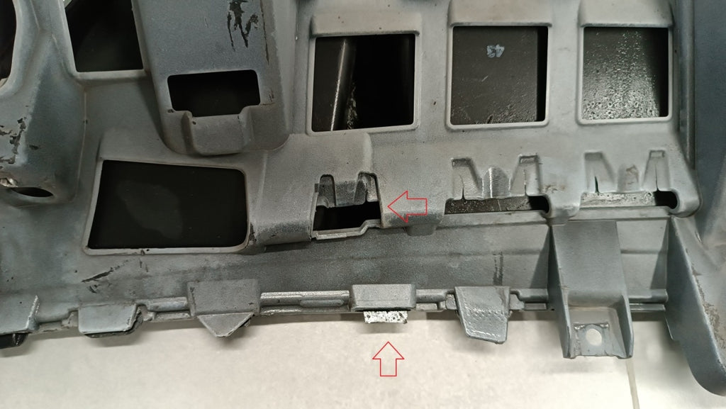 Zadnji branik Mercedes SL R232 W232 63 AMG 21-