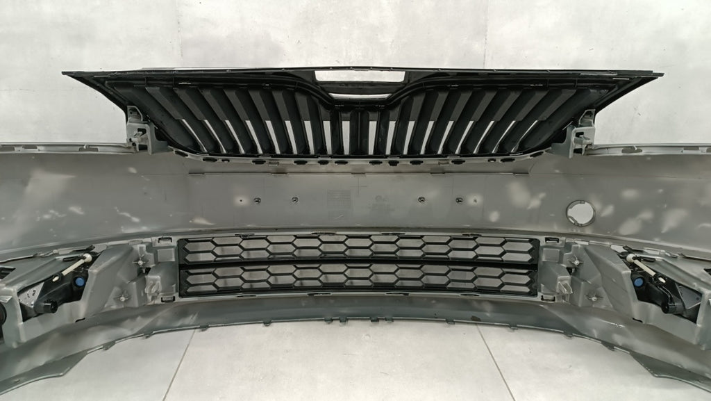 Prednji branik Skoda Rapid 5JA 12-17 /+ Halogeny