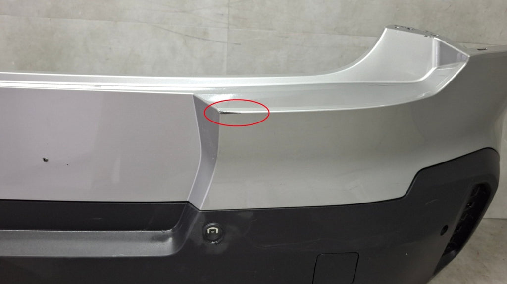 Zadnji branik Mini Countryman III 3 U25 23- / + lampka