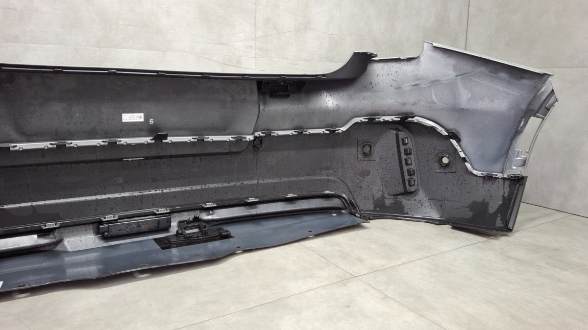 Zadnji branik Mini Countryman III 3 U25 23- / + lampka