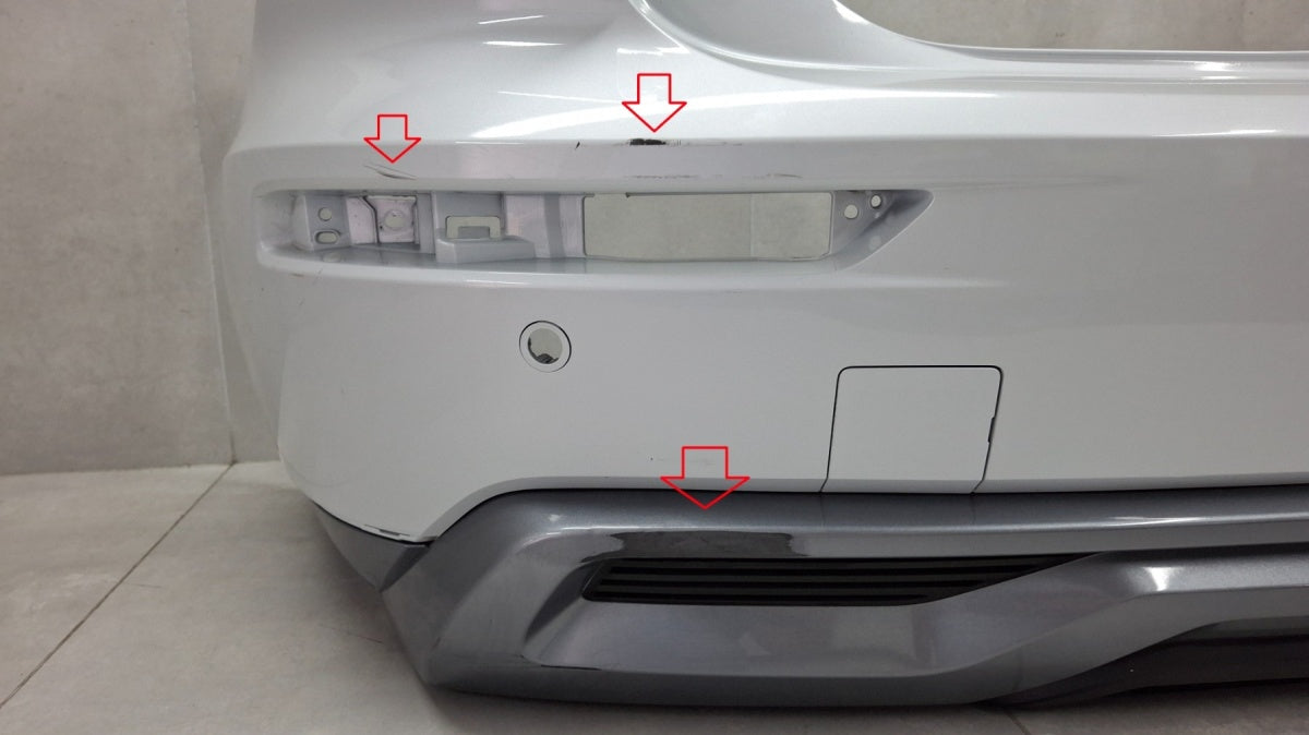 Zadnji branik Mitsubishi Outlander IV PHEV 25-