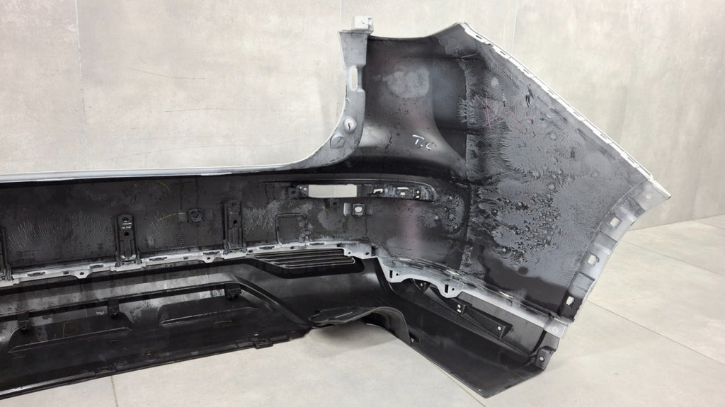 Zadnji branik Mitsubishi Outlander IV PHEV 25-