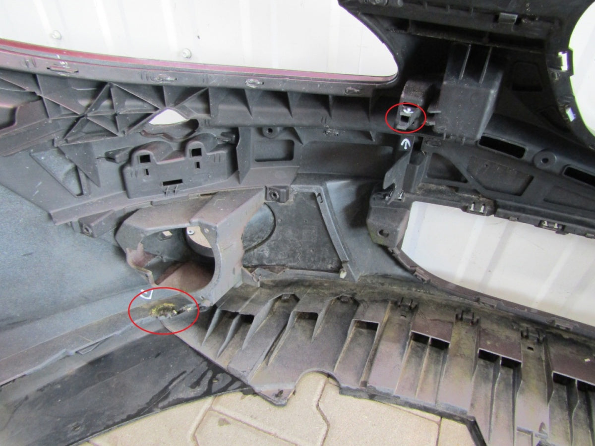 Prednji branik Seat Altea 5P0 04-09