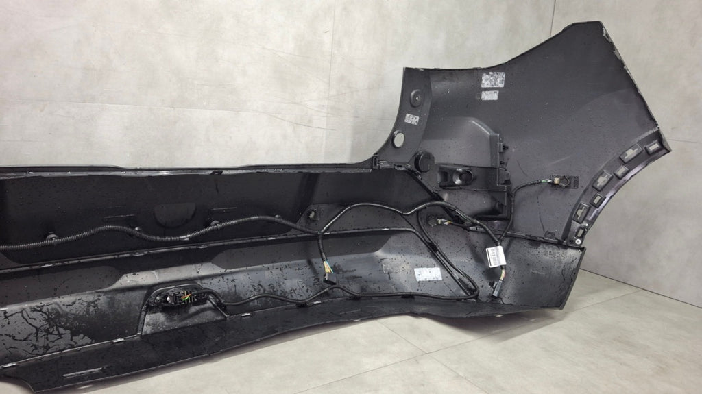 Zadnji branik Opel Frontera C 24- / + PDC + wiązka + lampka