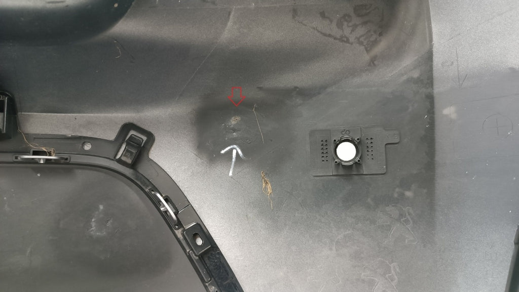 Zadnji branik Peugeot 208 2 II GT-Line 19- /+ ślizgi + lampa