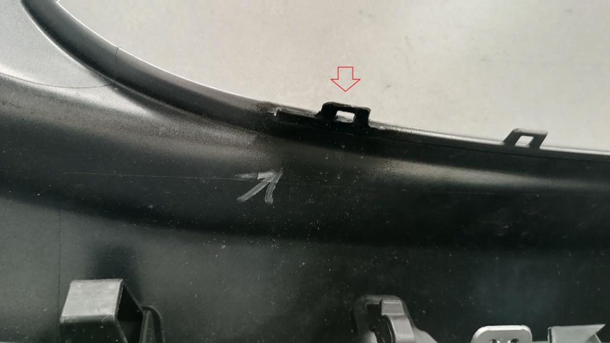 Zadnji branik Peugeot 208 2 II 19- / + lampa + wiązka