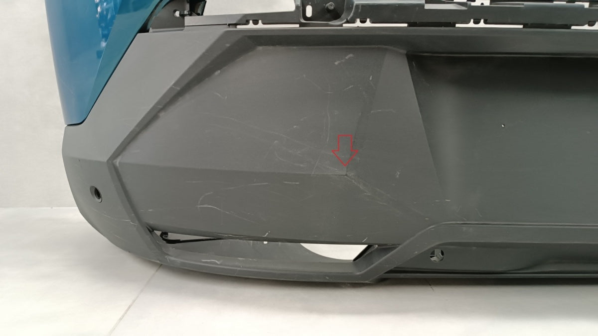 Zadnji branik Peugeot 3008 III 3 23- / + 1x lampa