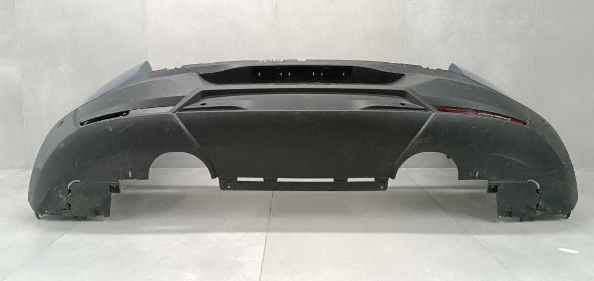Zadnji branik Peugeot 3008 III 3 23- / + 1x lampa