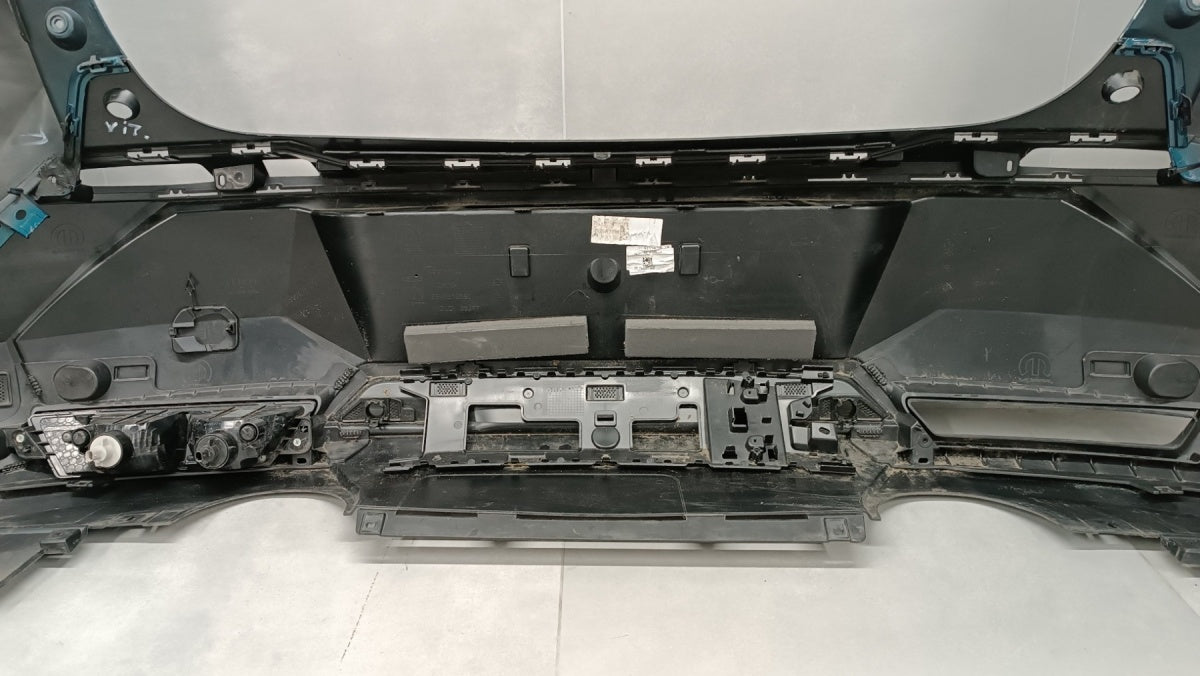 Zadnji branik Peugeot 3008 III 3 23- / + 1x lampa