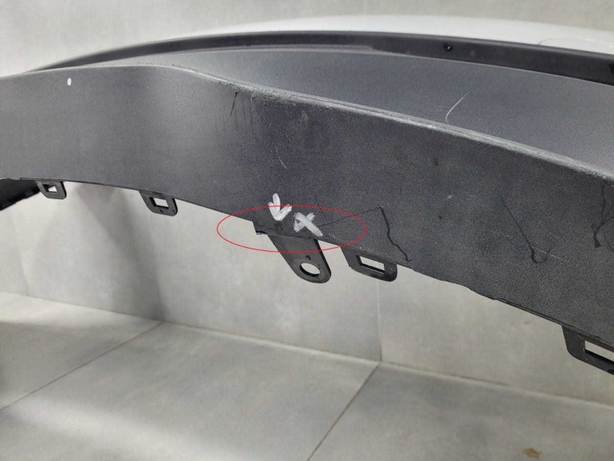 Zadnji branik Tesla Model 3 III Lift 23-
