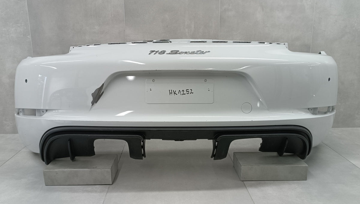 Zadnji branik Porsche 718 Boxster Cayman 982 GT4 17-19