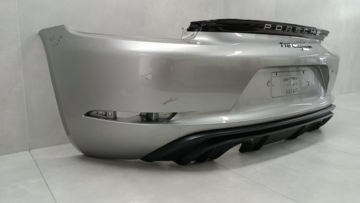 Zadnji branik Porsche 718 Boxster Cayman 982 GTS 17-19 / + wiązka