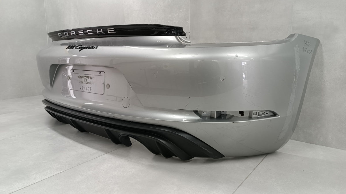 Zadnji branik Porsche 718 Boxster Cayman 982 GTS 17-19 / + wiązka