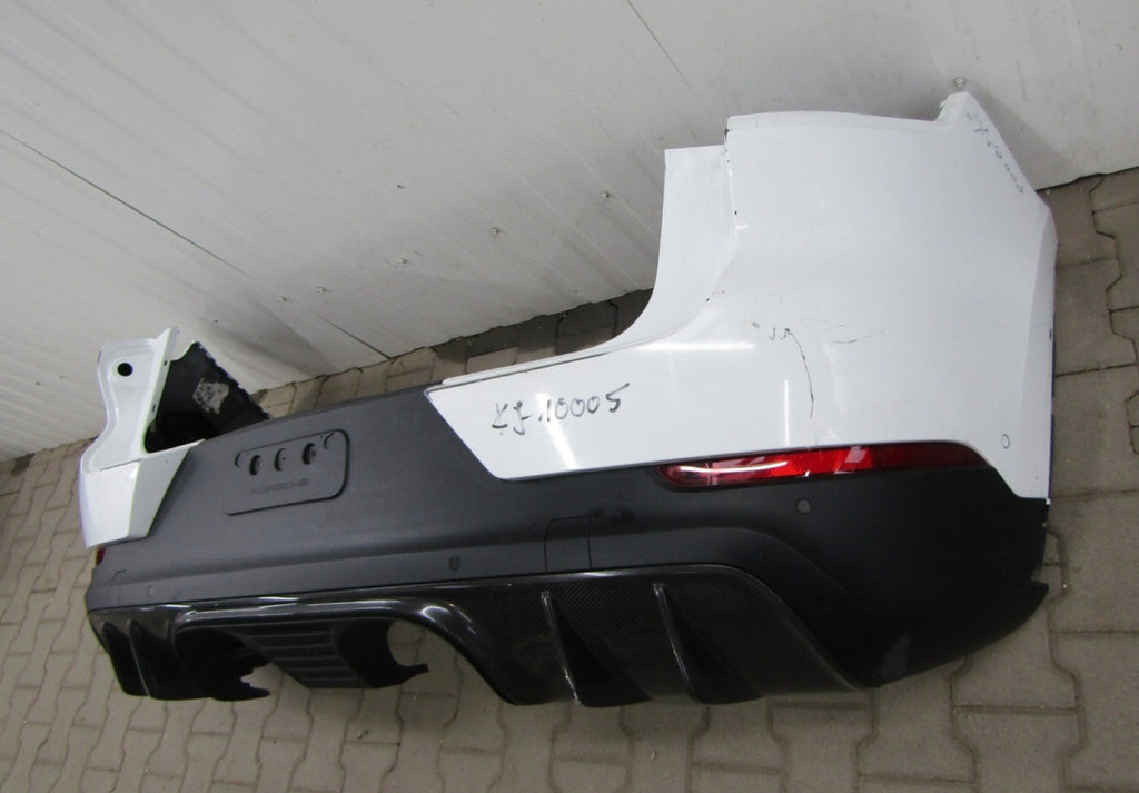 Zadnji branik PORSCHE CAYENNE 9Y3 COUPE TURBO GT CARBON Lift 23-
