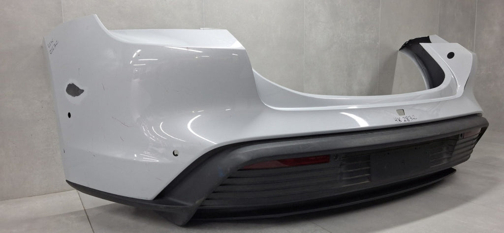 Zadnji branik Porsche Taycan 9J0 19-24 / + kamera + wiązka