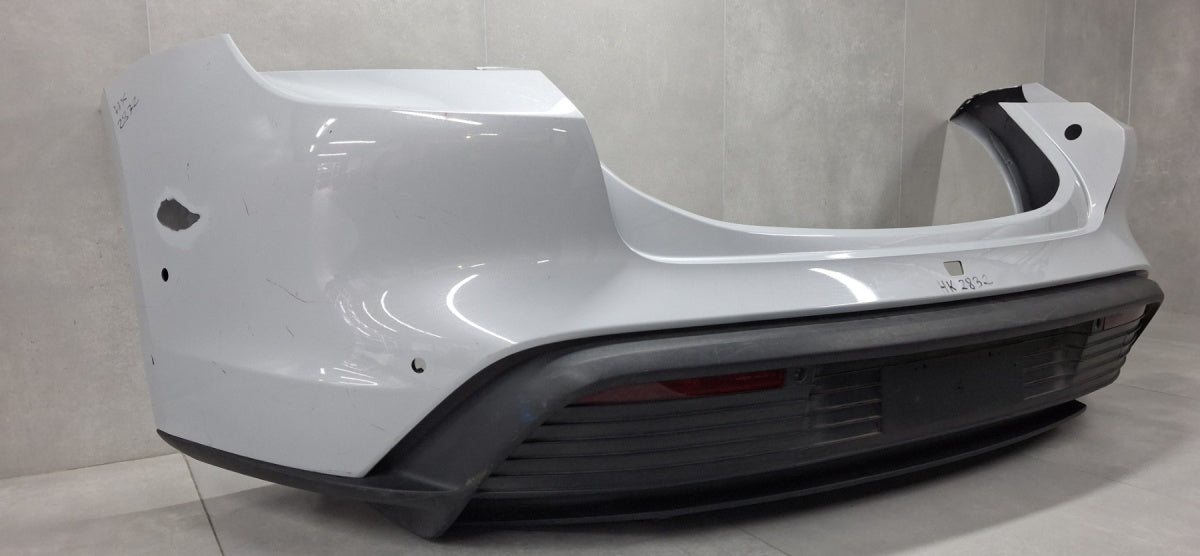 Zadnji branik Porsche Taycan 9J0 19-24 / + kamera + wiązka