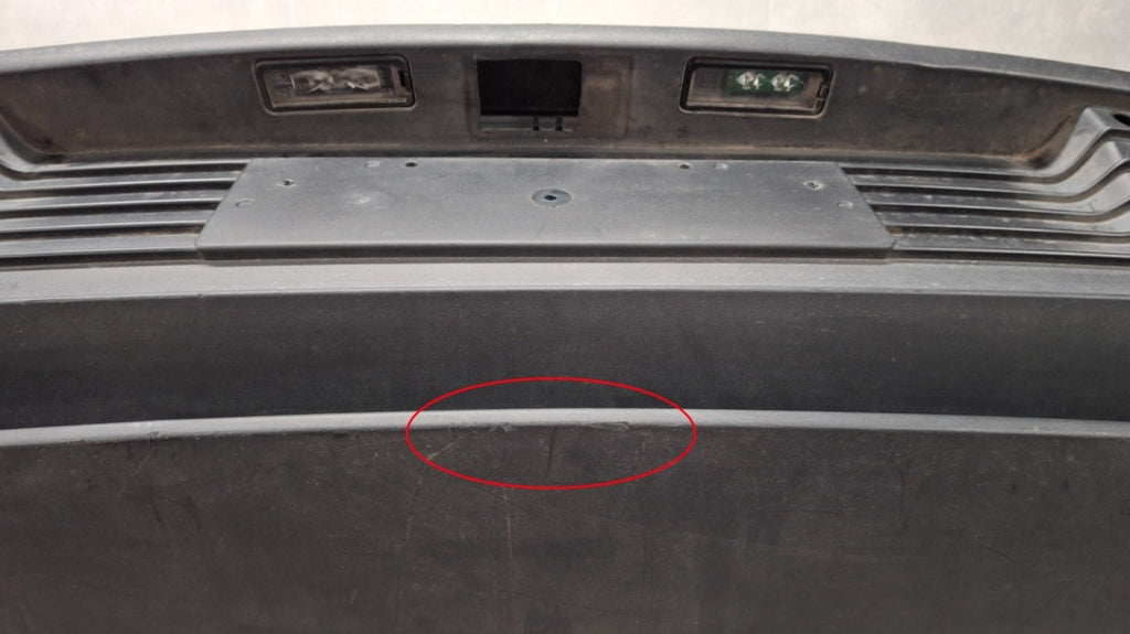 Zadnji branik Porsche Taycan 9J0 19-24 / + kamera + wiązka