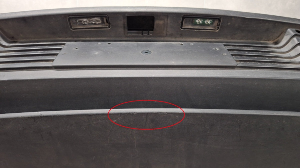 Zadnji branik Porsche Taycan 9J0 19-24 / + kamera + wiązka