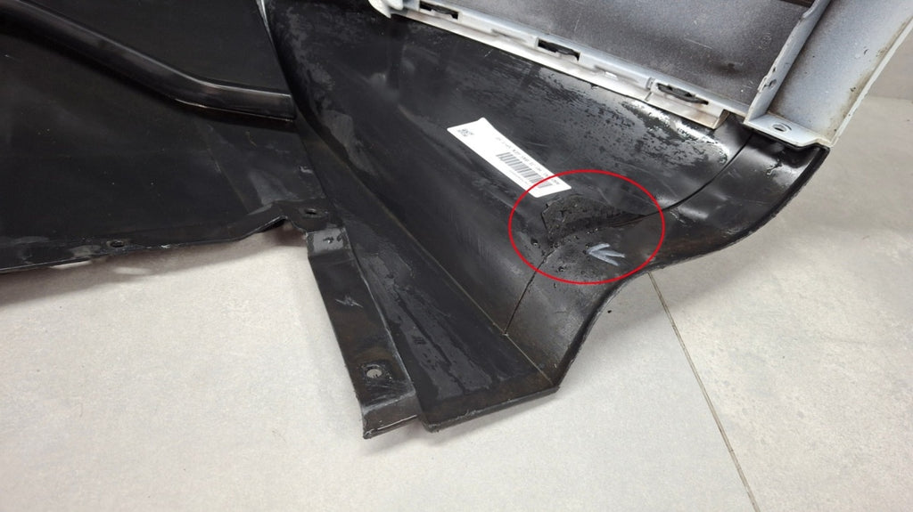 Zadnji branik Porsche Taycan 9J0 19-24