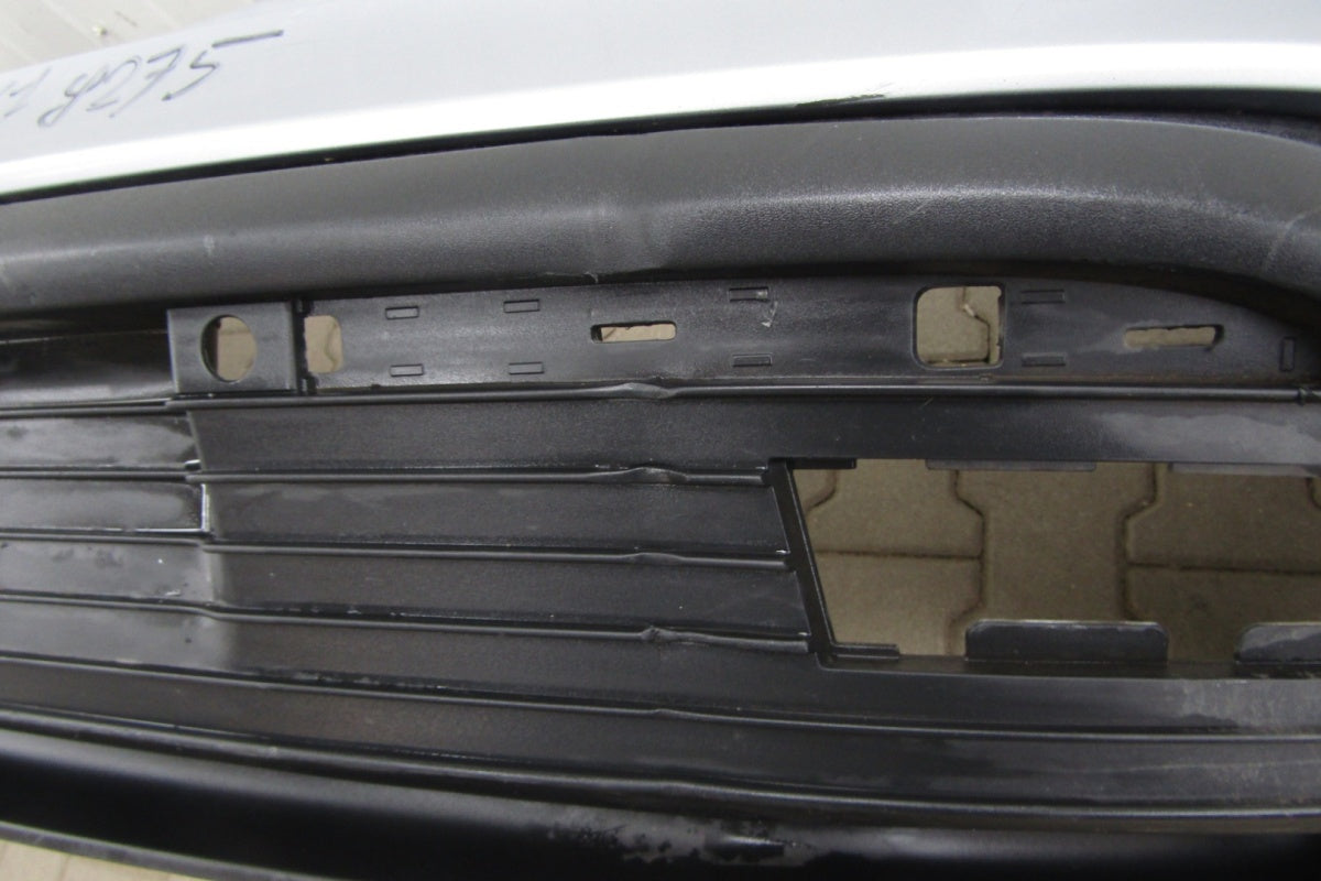 Zadnji branik Porsche Taycan 9J0 19-