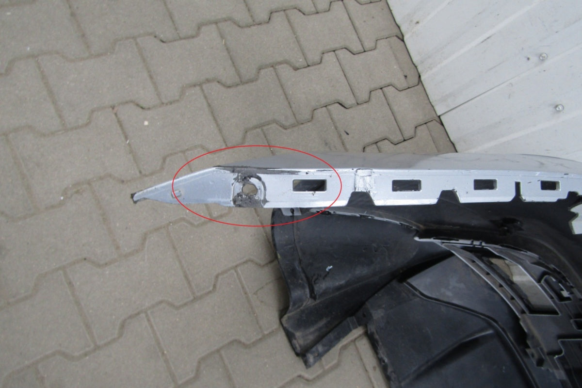 Zadnji branik Porsche Taycan 9J0 19-