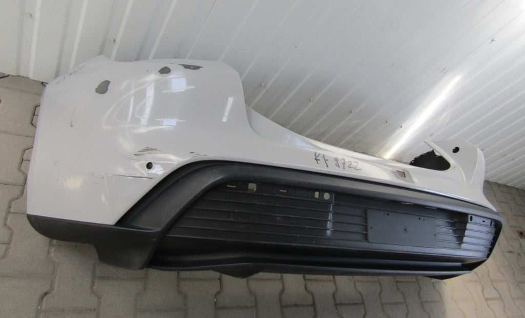Zadnji branik Porsche Taycan 9J0 19-