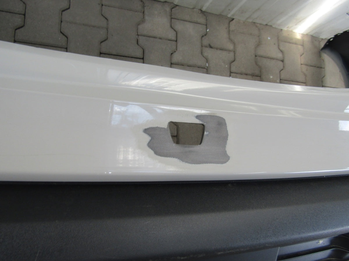 Zadnji branik Porsche Taycan 9J0 19-