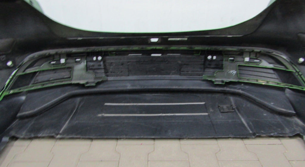 Zadnji branik Porsche Taycan 9J0 19-24