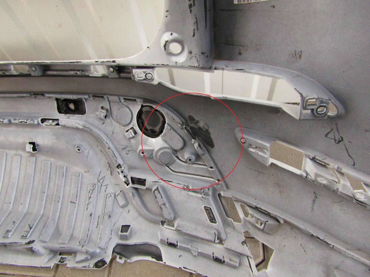Zadnji branik RANGE ROVER EVOQUE II 2 18-