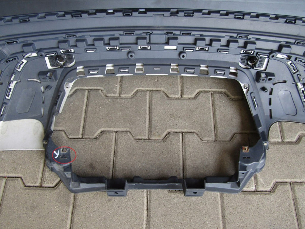 Zadnji branik Range Rover Velar 17-