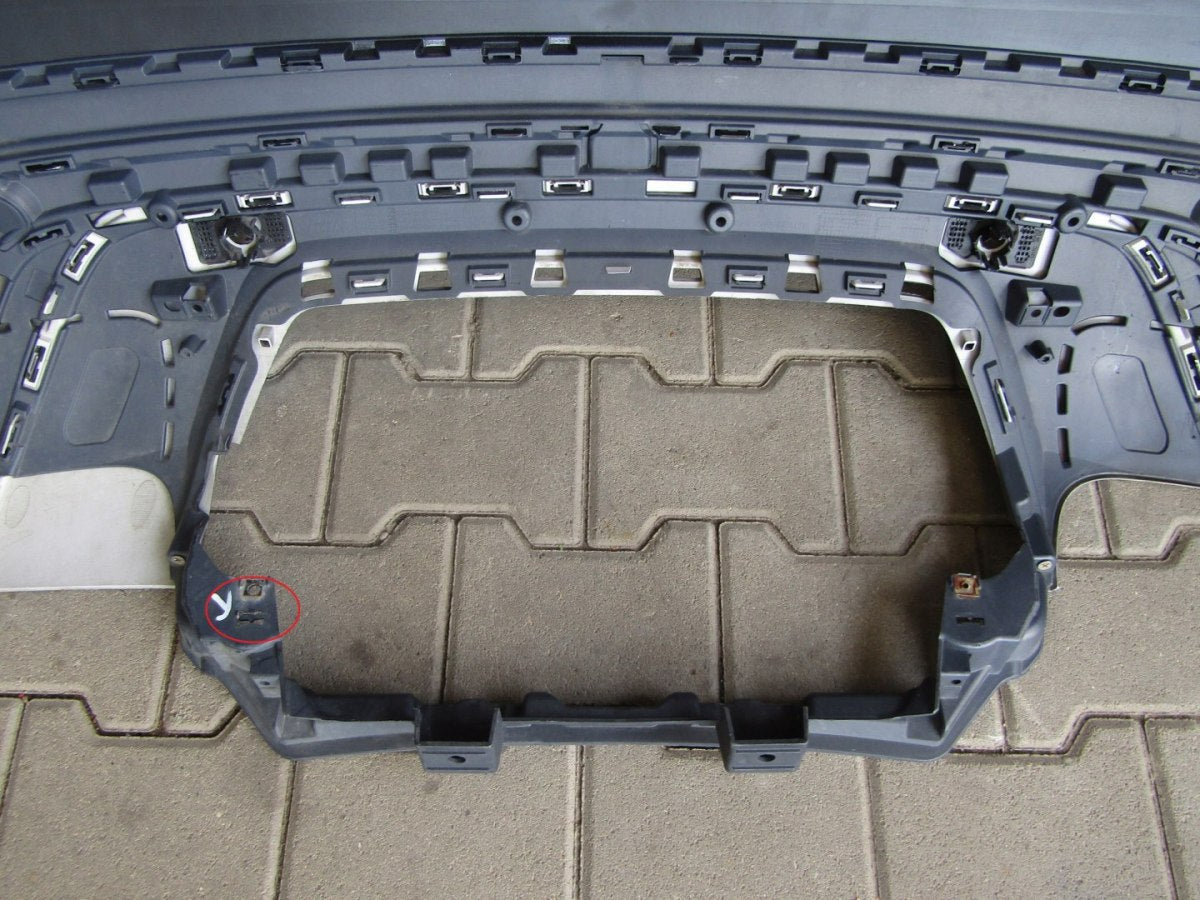 Zadnji branik Range Rover Velar 17-