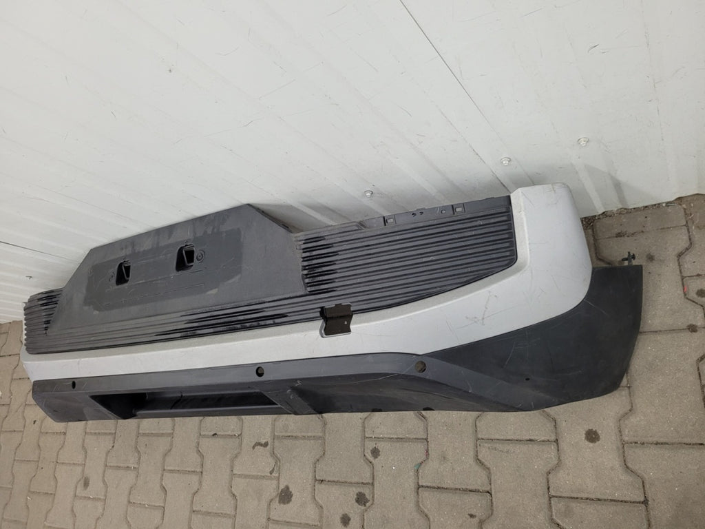 Zadnji branik tyln Ford Explorer VII 7 EV ELEKTRYK 24-