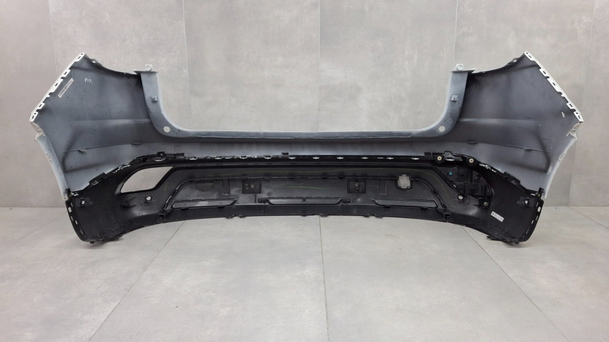 Zadnji branik Renault Austral 22- / + lampka