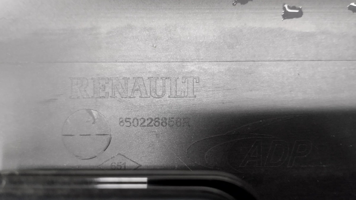 Zadnji branik Renault Clio 4 IV HB Lift 16-20 / WIĄZKA PDC
