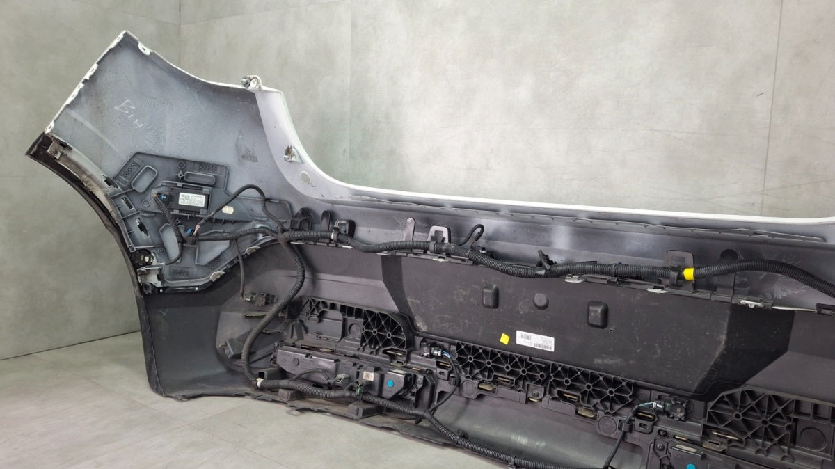 Zadnji branik Renault Megane V 5 E Tech Electric 22- / kompletan