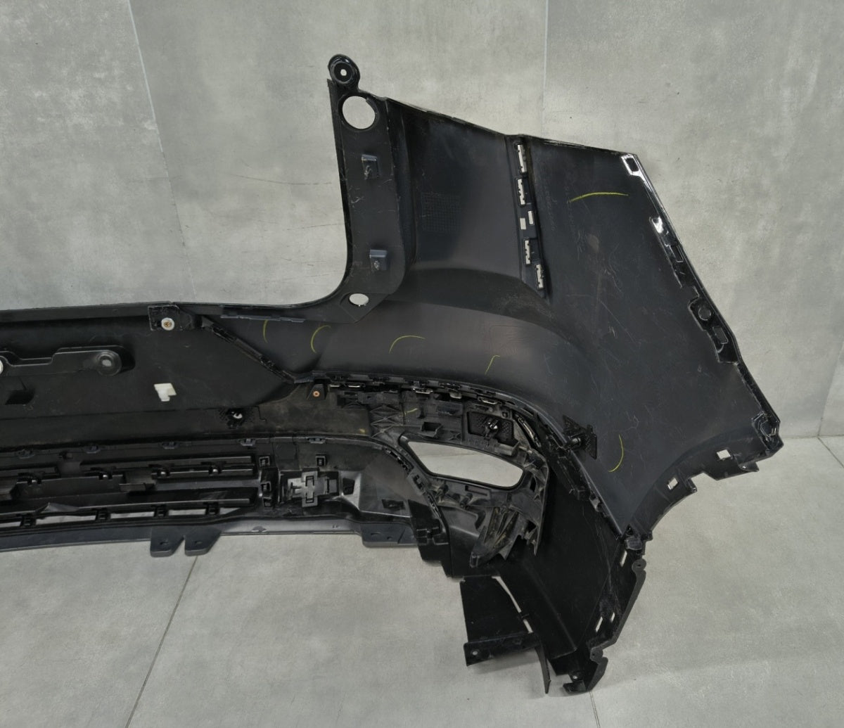 Zadnji branik Renault Symbioz 24-