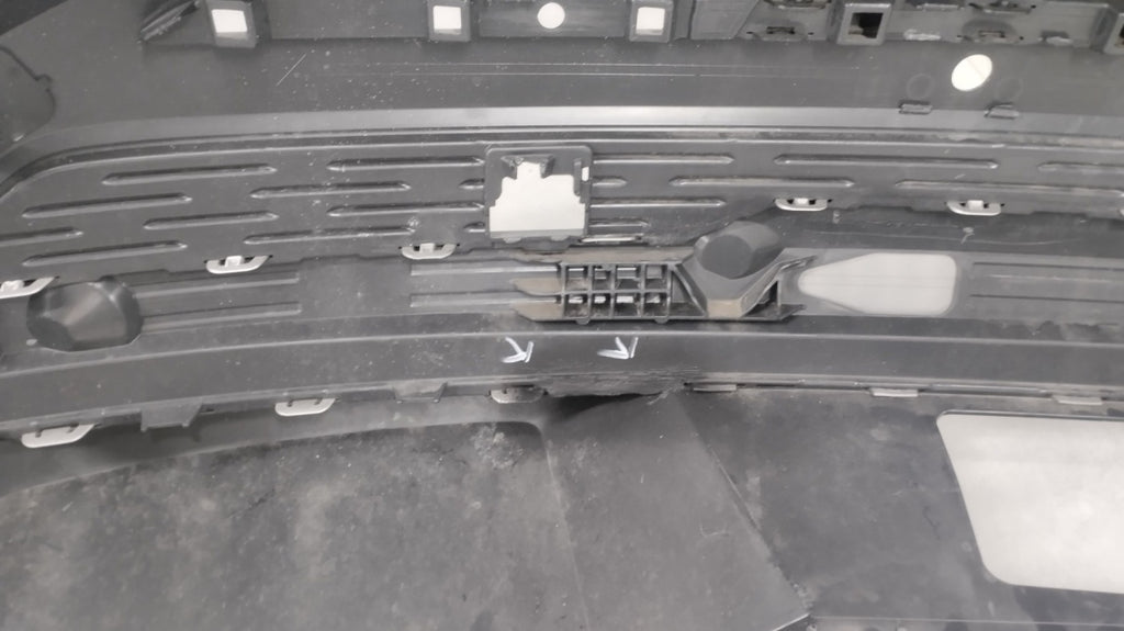 Zadnji branik SKODA Elroq 25-