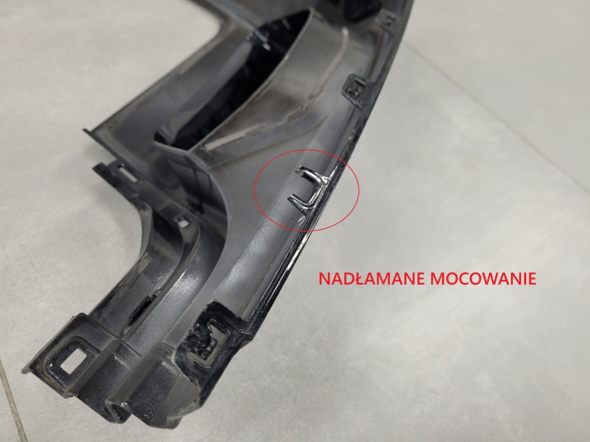 Narożnik boczek zderzak desni zadnji zadnji Range Rover Sport II SVR L494 15-18