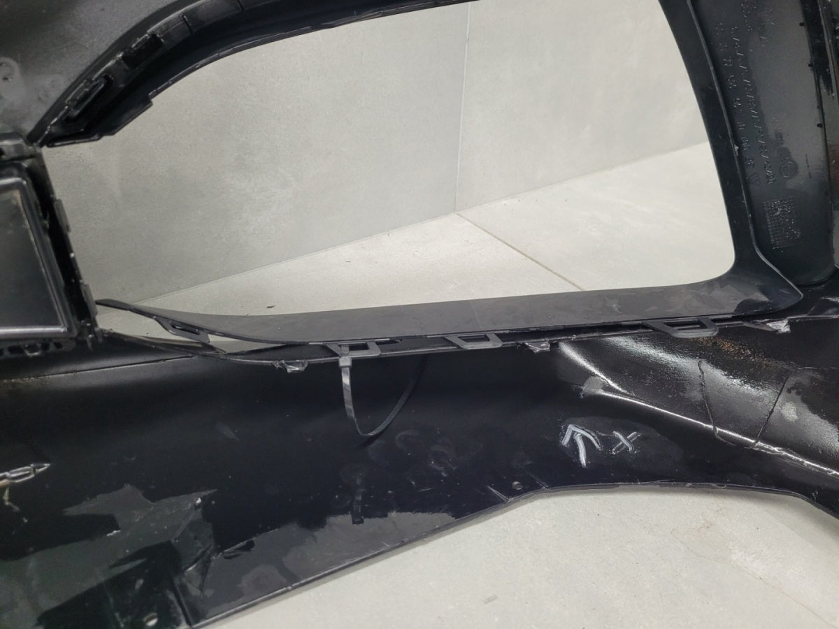 Prednji branik BMW 1 F40 Sport Line 19-