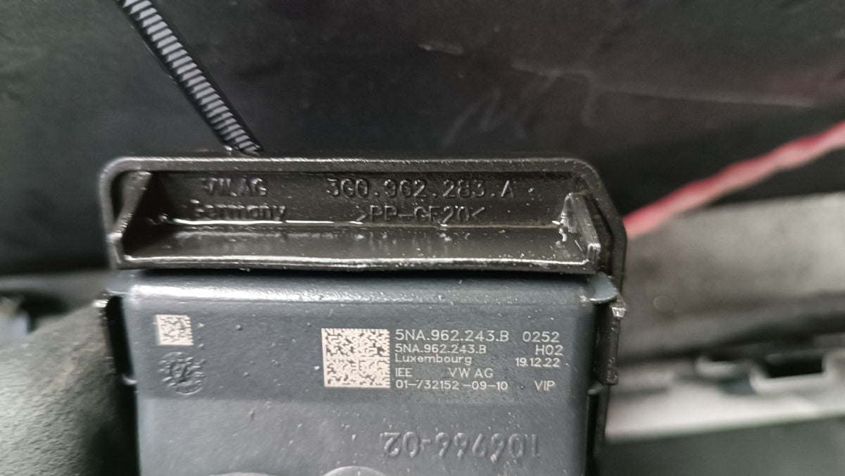 Zadnji branik Skoda Karoq 57A Lift 21- (6 PDC +Wiązka)