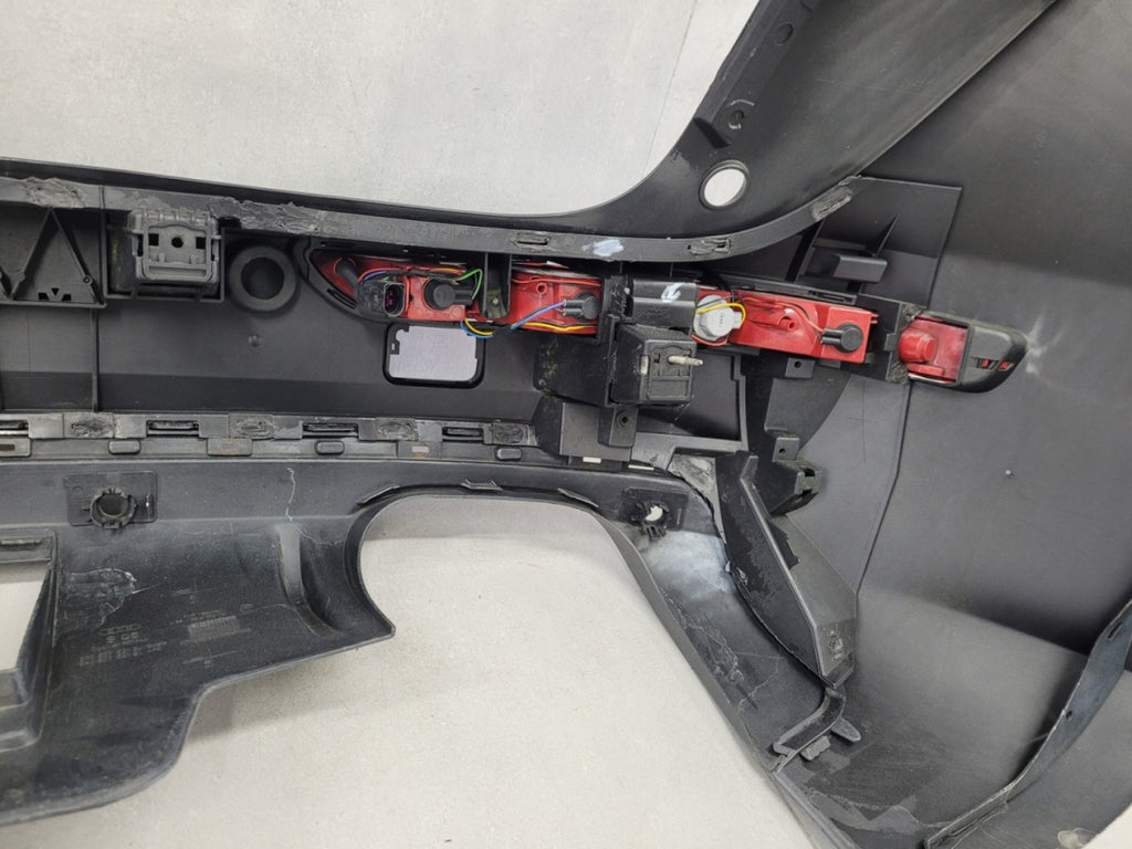Zadnji branik Audi Q5 8R0 S-Line 08-16