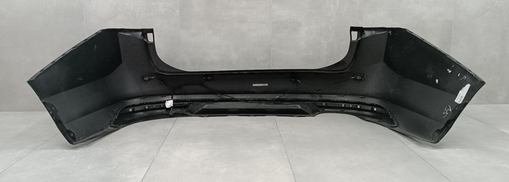 Zadnji branik Skoda Superb IV 4 3P0 KOMBI 23- / + 4PDC + wiązka