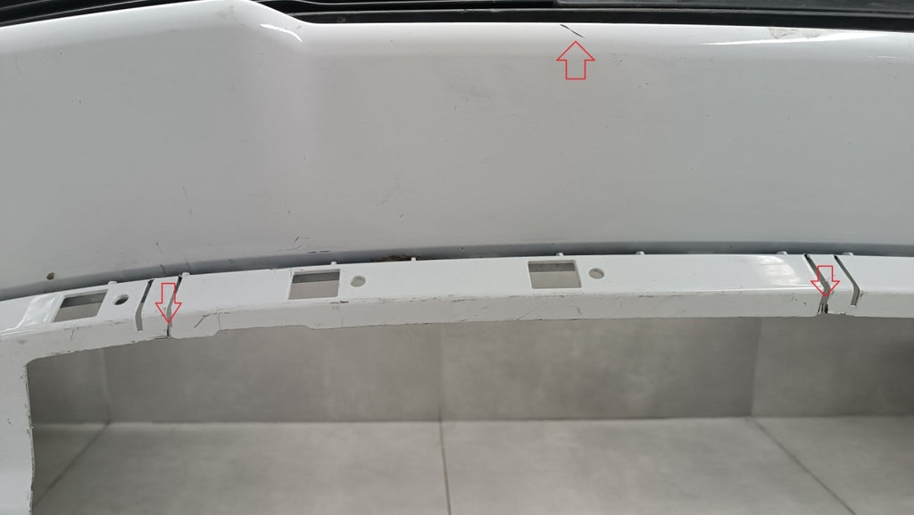 Zadnji branik Porsche Taycan 9J1 19-24