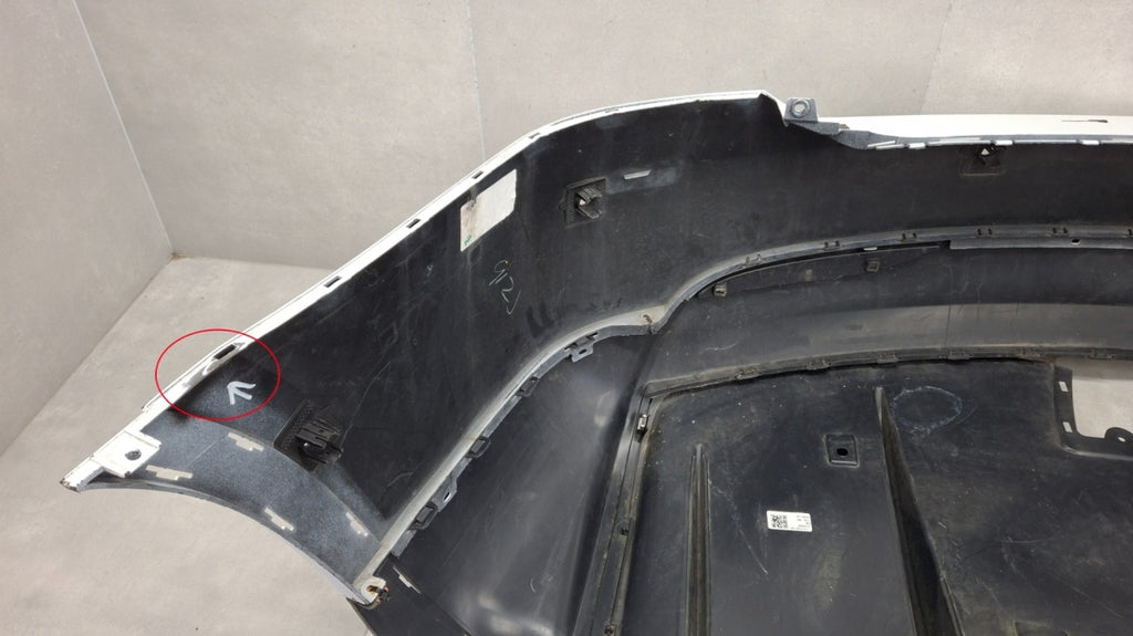 Zadnji branik Tesla Model X 15-21 / + osłona dolna