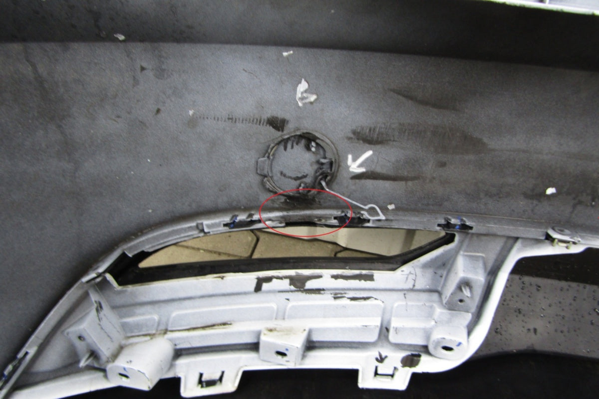 Zadnji branik Tesla Model 3 III Lift 23-